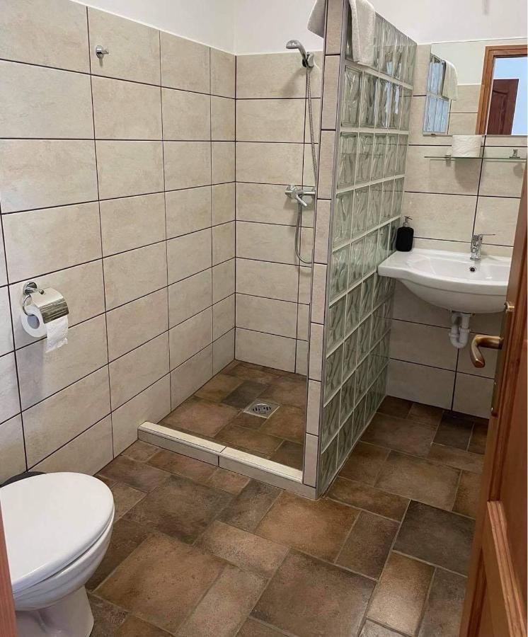 Somlo Kolonics Kuria Hotel Somlovasarhely Eksteriør billede