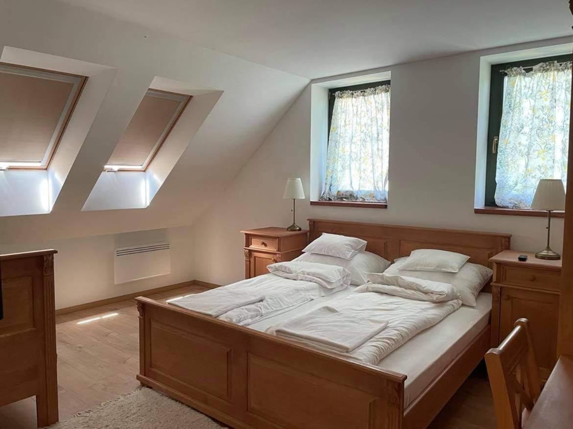 Somlo Kolonics Kuria Hotel Somlovasarhely Eksteriør billede
